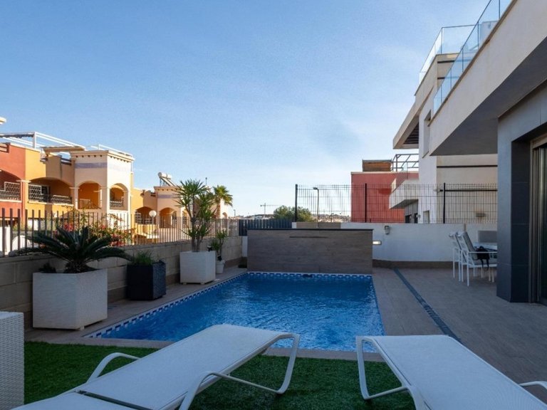 Villa for Sale in Orihuela Costa, Alicante 30