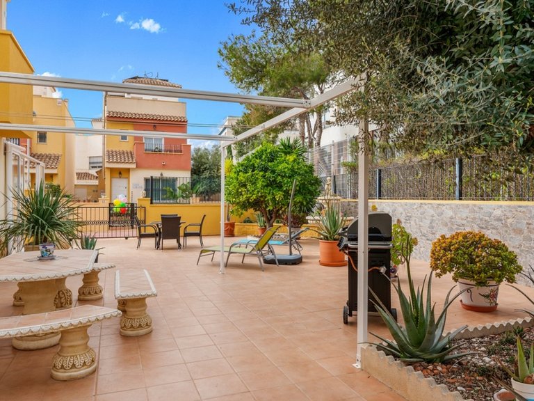 Town House for Sale in Orihuela Costa, Alicante 28