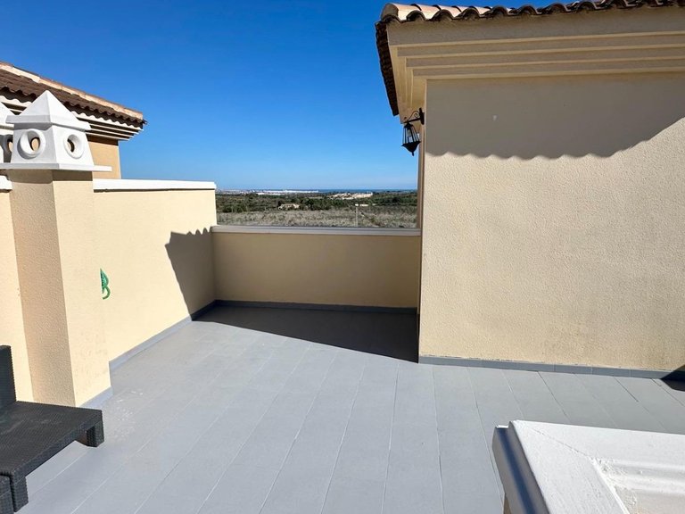 Villa for Sale in San Miguel De Salinas, Alicante 4