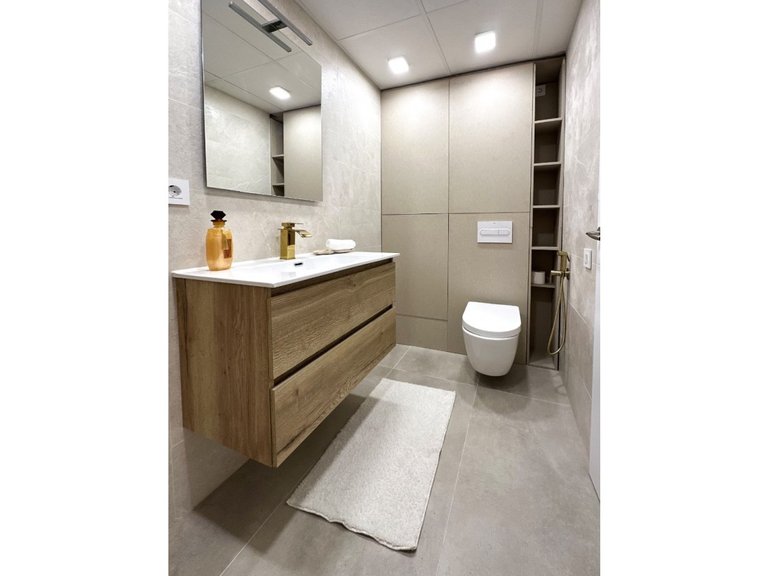 Apartment for Sale in Costa Blanca Torrevieja, Alicante 2