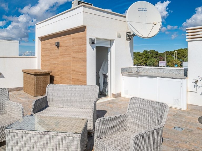 Villa for Sale in Pilar De La Horadada, Alicante 30