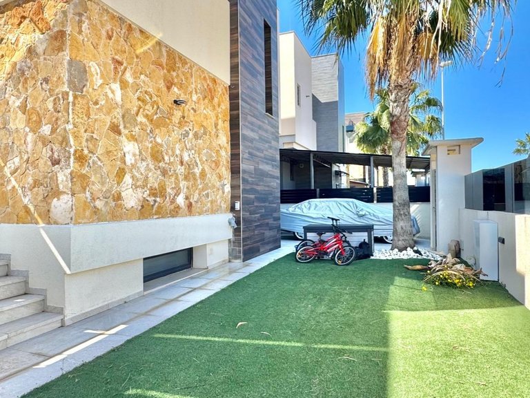 Villa for Sale in Orihuela Costa, Alicante 50