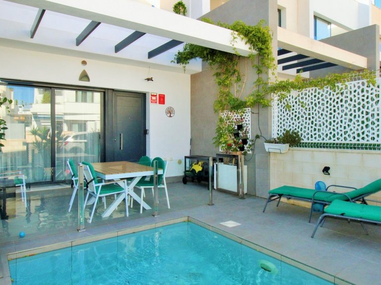 Town House for Sale in Orihuela Costa, Alicante 2