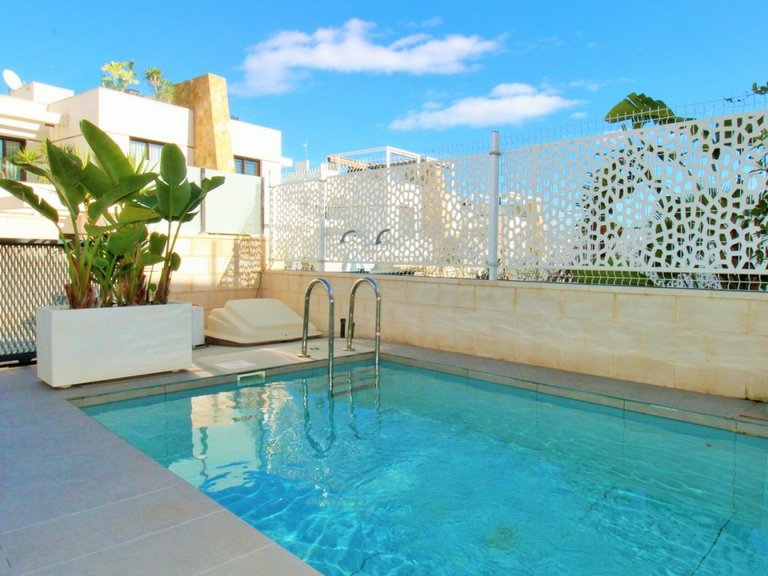 Town House for Sale in Orihuela Costa, Alicante 3