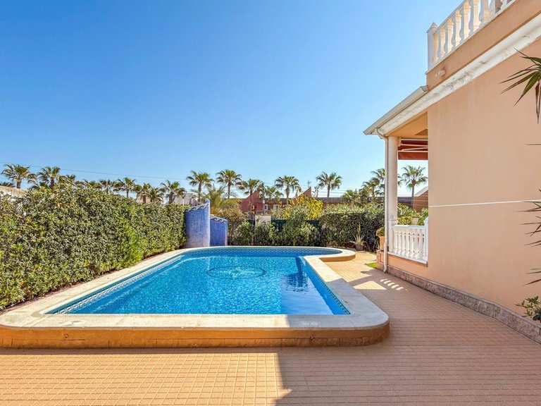 Villa for Sale in Costa Blanca Torrevieja, Alicante 8