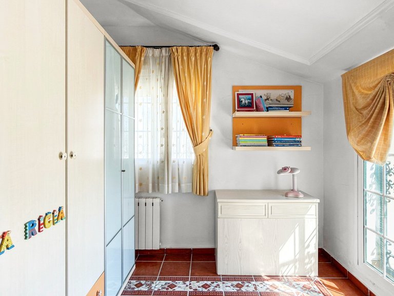 Villa for Sale in Costa Blanca Torrevieja, Alicante 43