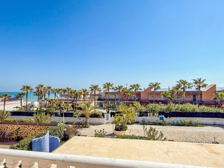 Villa for Sale in Costa Blanca Torrevieja, Alicante 41