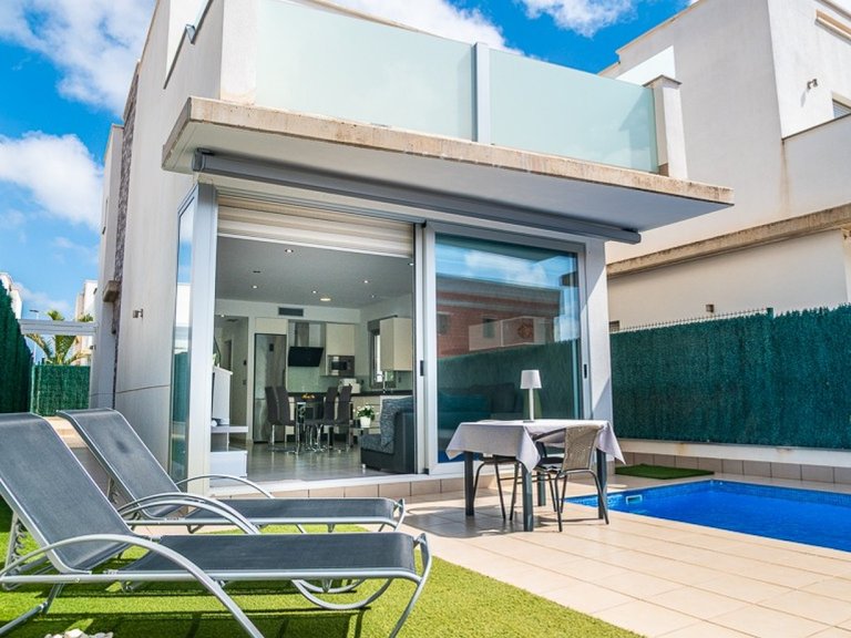 Villa for Sale in San Pedro Del Pinatar, Alicante 2