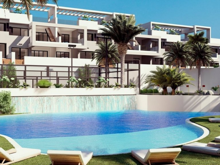 Villa for Sale in Torrevieja, Alicante 1