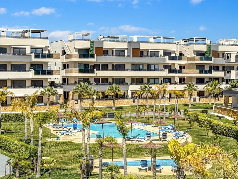 Apartment for Sale in Costa Blanca Orihuela Costa, Alicante 1