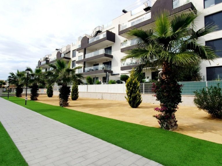 Apartment for Sale in Orihuela Costa, Alicante 25