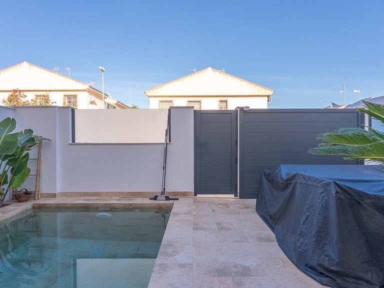 Villa for Sale in San Pedro Del Pinatar, Murcia 2