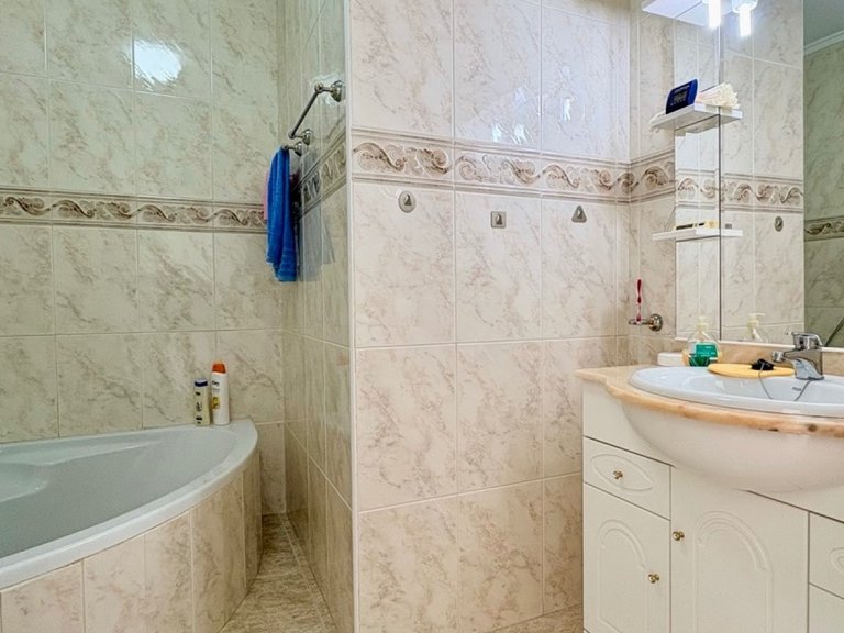 Town House for Sale in Rojales, Alicante 11