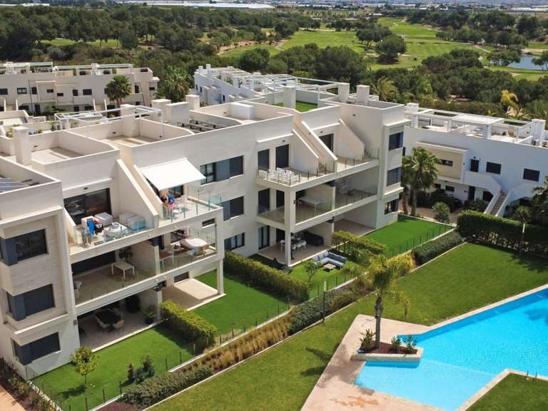 Apartment for Sale in Costa Blanca Pilar De La Horadada, Alicante 1