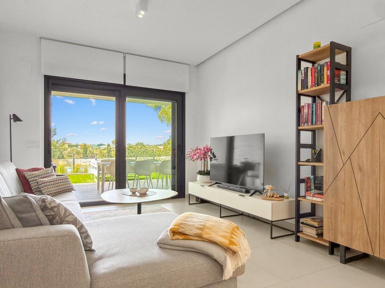 Apartment for Sale in Costa Blanca Pilar De La Horadada, Alicante 2