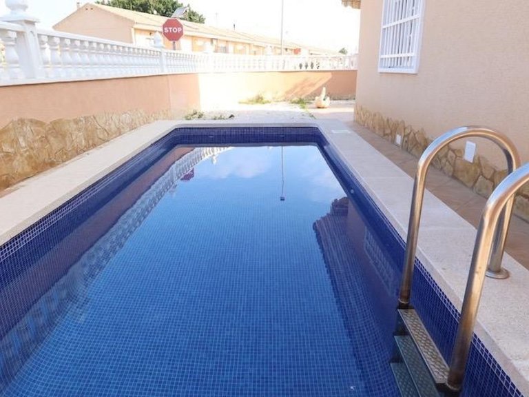 Villa for Sale in Torrevieja, Alicante 4