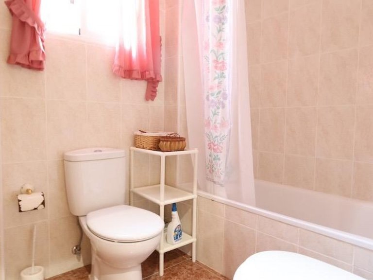 Villa for Sale in Torrevieja, Alicante 16