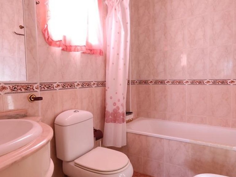 Villa for Sale in Torrevieja, Alicante 20