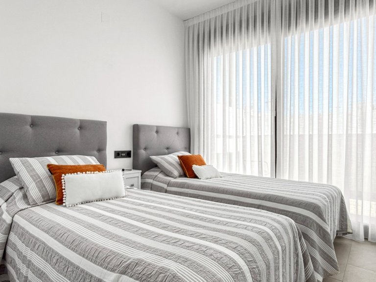 Apartment for Sale in Costa Blanca Torrevieja, Alicante 15