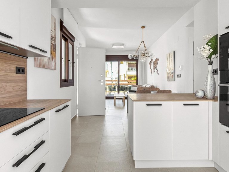 Apartment for Sale in Costa Blanca Torrevieja, Alicante 22