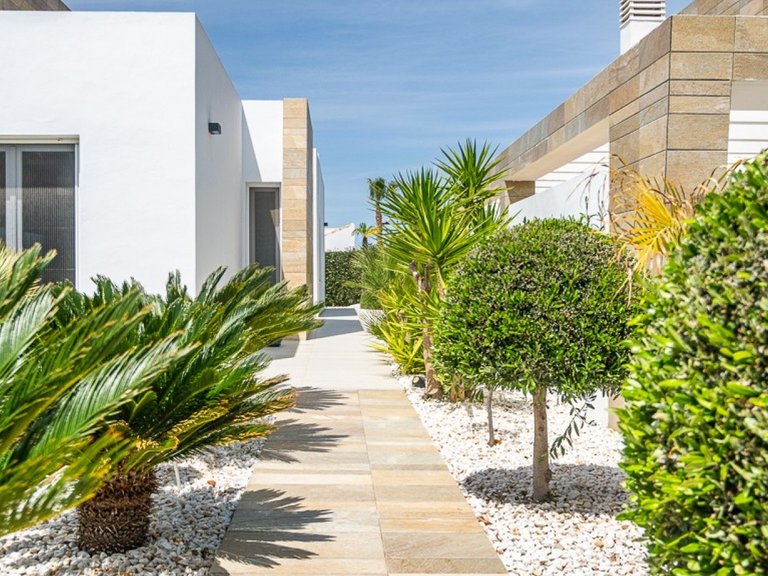 Villa for Sale in Algorfa, Alicante 11