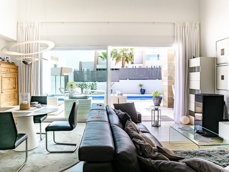 Villa for Sale in Algorfa, Alicante 12