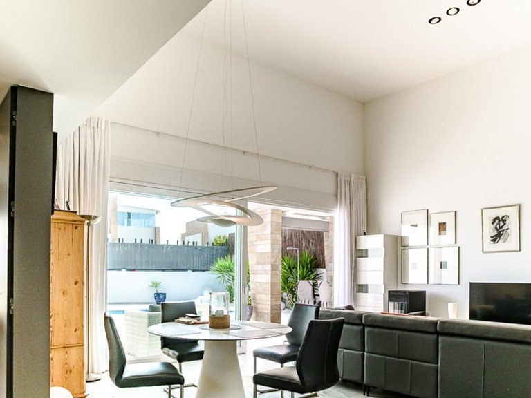 Villa for Sale in Algorfa, Alicante 17