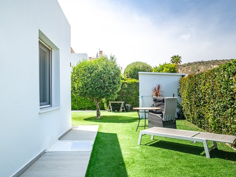 Villa for Sale in Algorfa, Alicante 32
