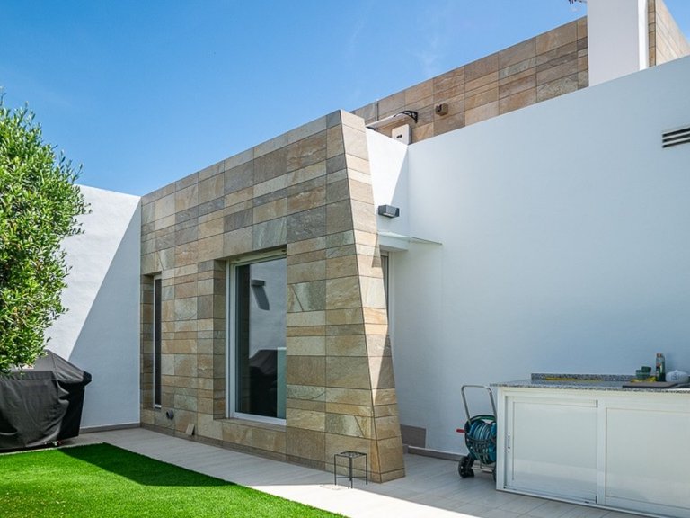 Villa for Sale in Algorfa, Alicante 35