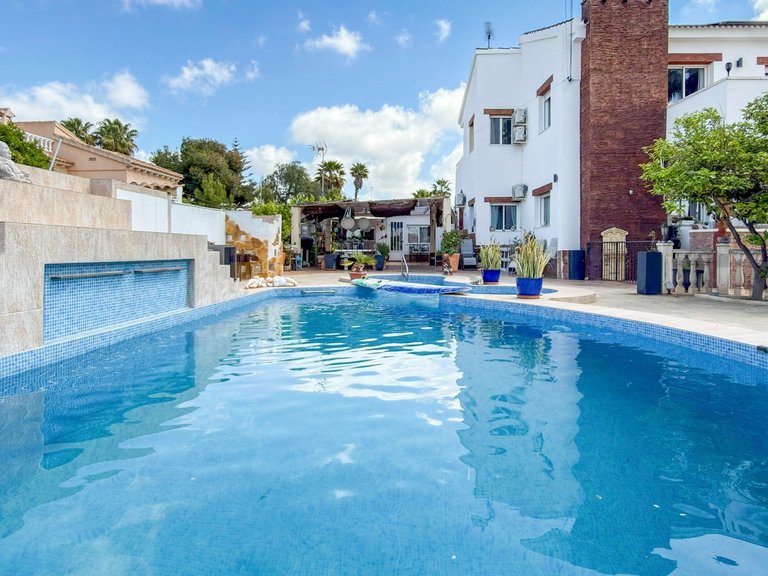 Villa for Sale in Costa Blanca Ciudad Quesada, Alicante 2