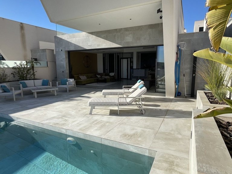 Villa for Sale in Ciudad Quesada, Alicante 1