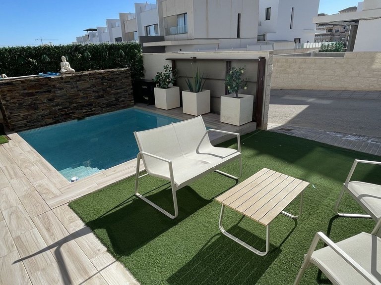 Villa for Sale in Orihuela Costa, Alicante 2