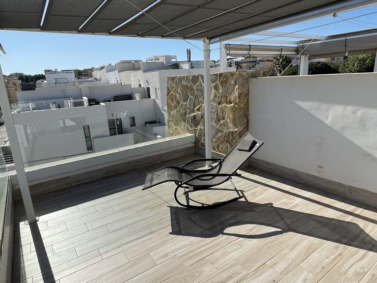 Villa for Sale in Orihuela Costa, Alicante 28
