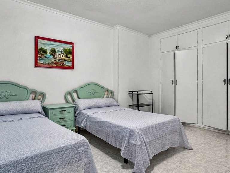 Apartment for Sale in Costa Blanca Torrevieja, Alicante 18