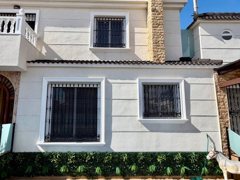 Villa for Sale in Orihuela Costa, Alicante 1
