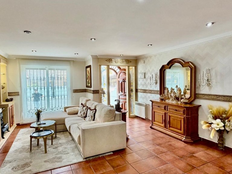 Villa for Sale in Orihuela Costa, Alicante 4