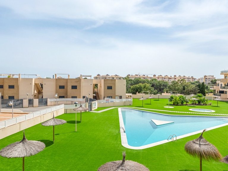 Apartment for Sale in Orihuela Costa, Alicante 28