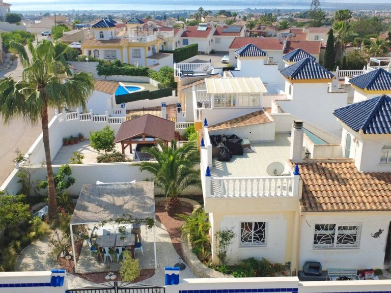 Villa for Sale in Rojales, Alicante 1