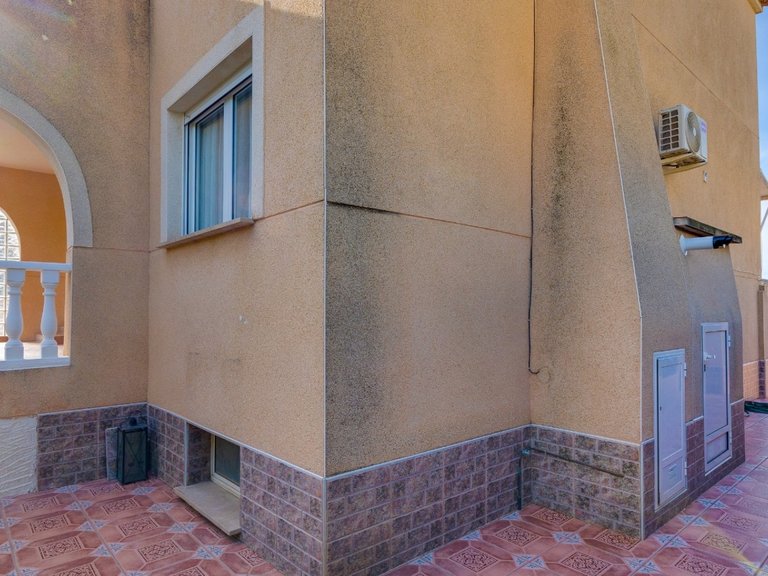 Villa for Sale in Torrevieja, Alicante 13