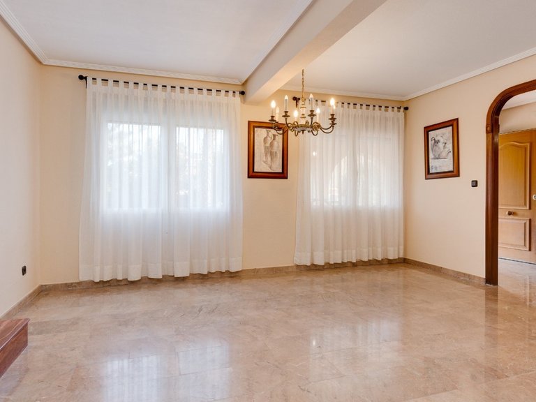 Villa for Sale in Torrevieja, Alicante 20