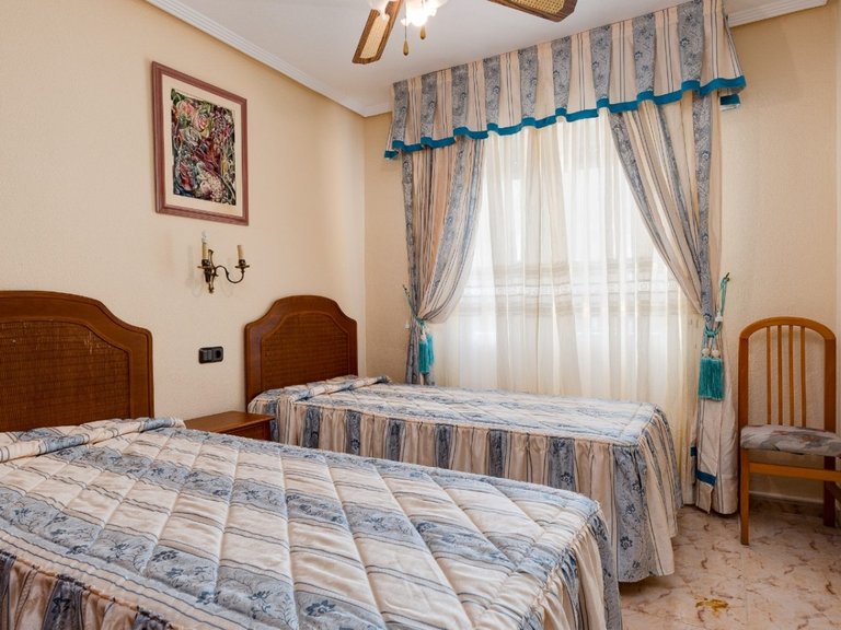 Villa for Sale in Torrevieja, Alicante 36