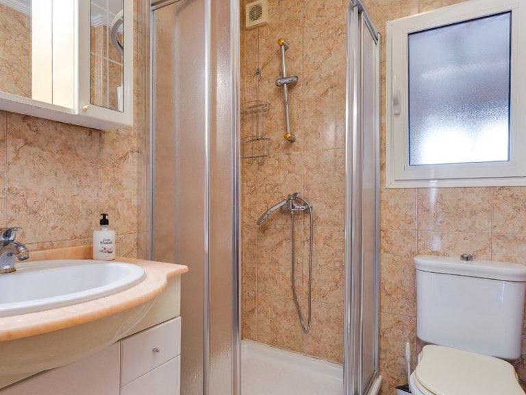 Villa for Sale in Torrevieja, Alicante 44
