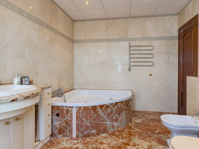 Villa for Sale in Torrevieja, Alicante 46