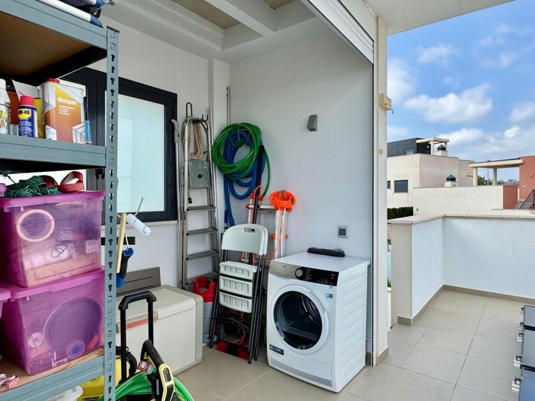Villa for Sale in San Miguel De Salinas, Alicante 41