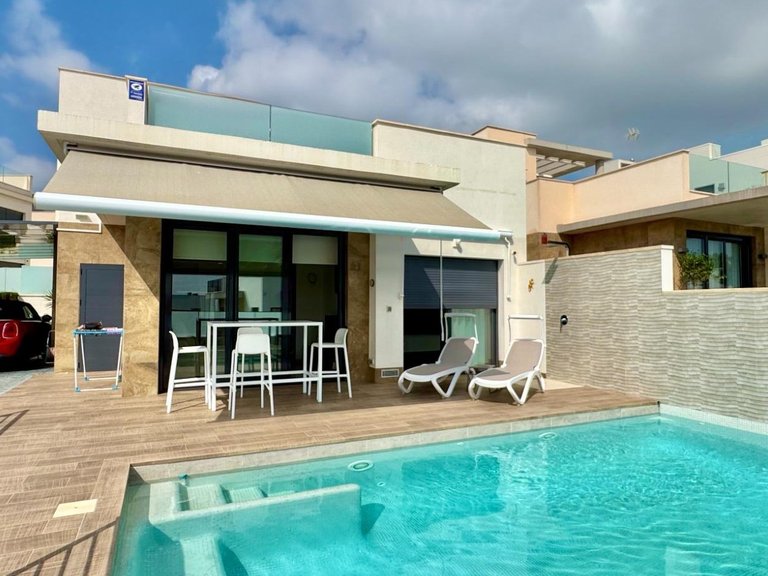 Villa for Sale in San Miguel De Salinas, Alicante 46