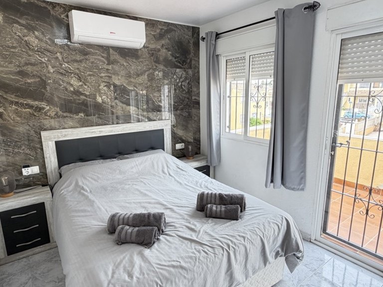 Villa for Sale in Orihuela Costa, Alicante 11