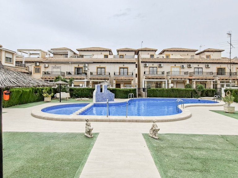 Villa for Sale in Orihuela Costa, Alicante 2
