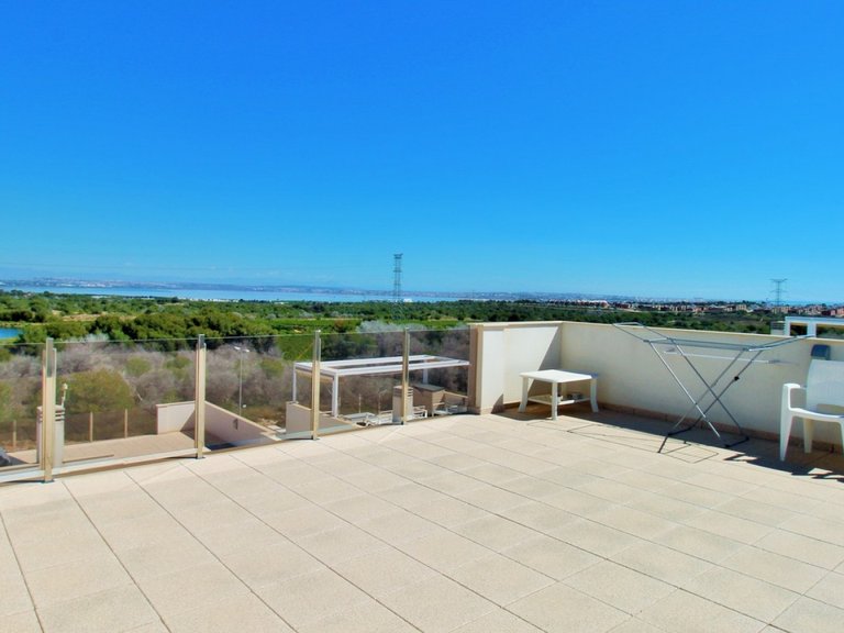 Villa for Sale in Orihuela Costa, Alicante 17