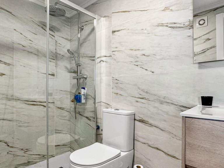 Apartment for Sale in Punta Prima, Alicante 4