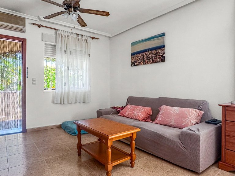 Villa for Sale in Playa Flamenca, Orihuela Costa, Alicante 9